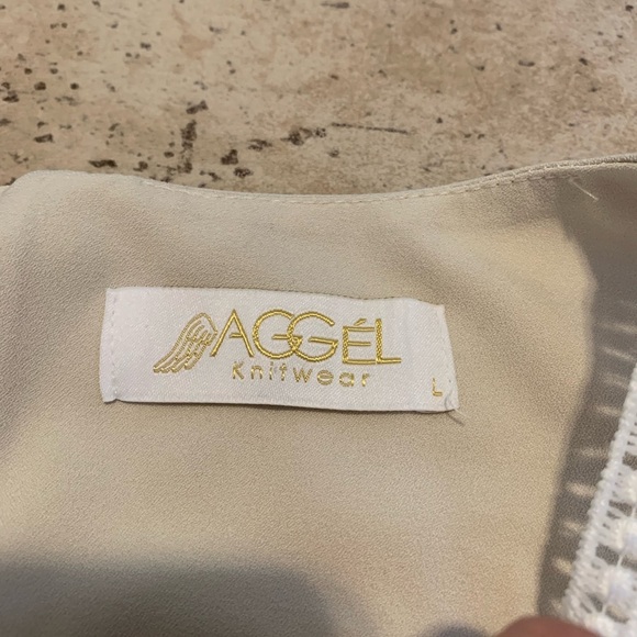 AGGÉL Knitwear Embroidered Boho Tunic Top - Beige, Size L - Picture 2 of 6